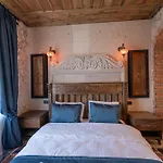 Alin Stone House Hotel