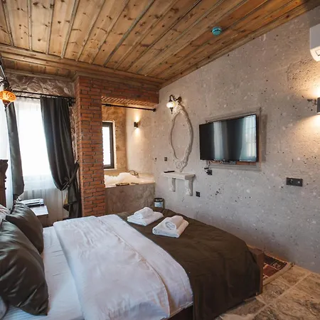 Alin Stone House 5* 우치사르