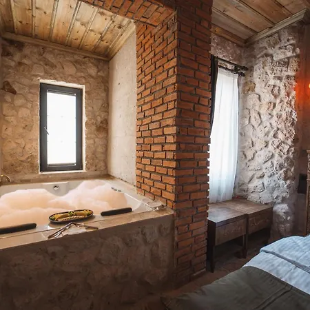 호텔 Alin Stone House 우치사르