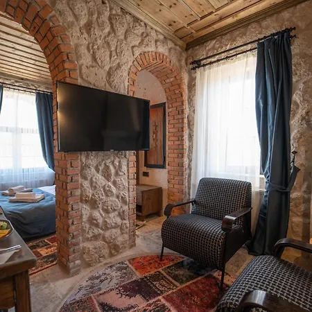 Alin Stone House Hotel