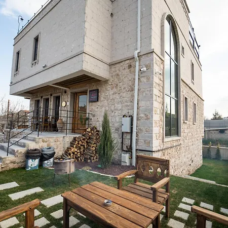 Alin Stone House *