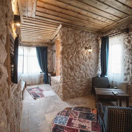 Alin Stone House