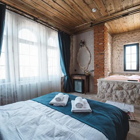 Alin Stone House 5* 우치사르